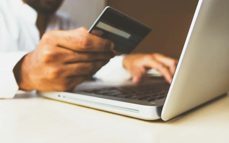 Integrare plăți online în România: Ghid complet